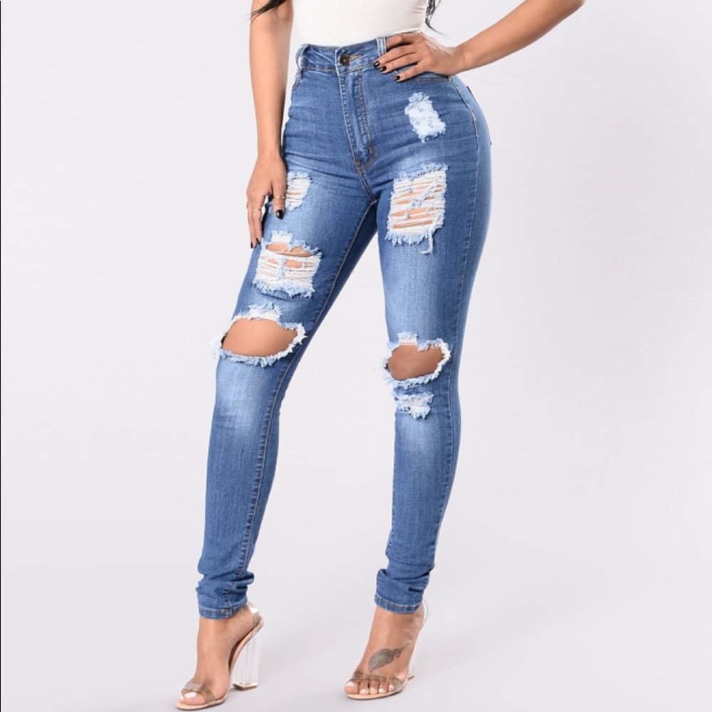 Say Yes To Distress Jeans - Medium Wash